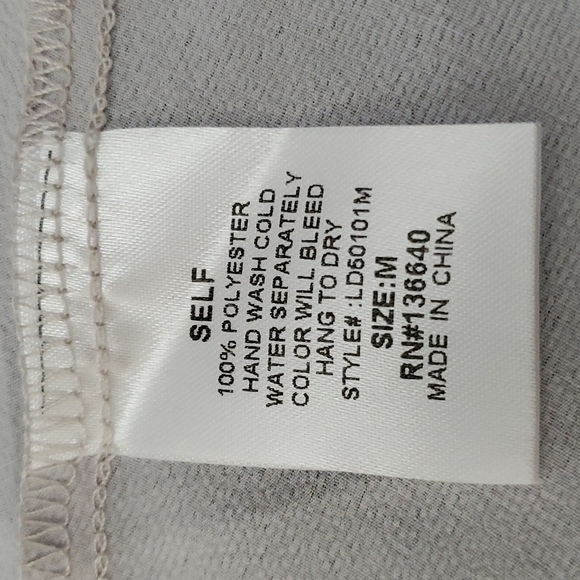 🛑SOLD🛑 🆕️ Lime Lush Taupe Floral Off Shoulder High Low Maxi Dress SIZE: M - Picture 11 of 13